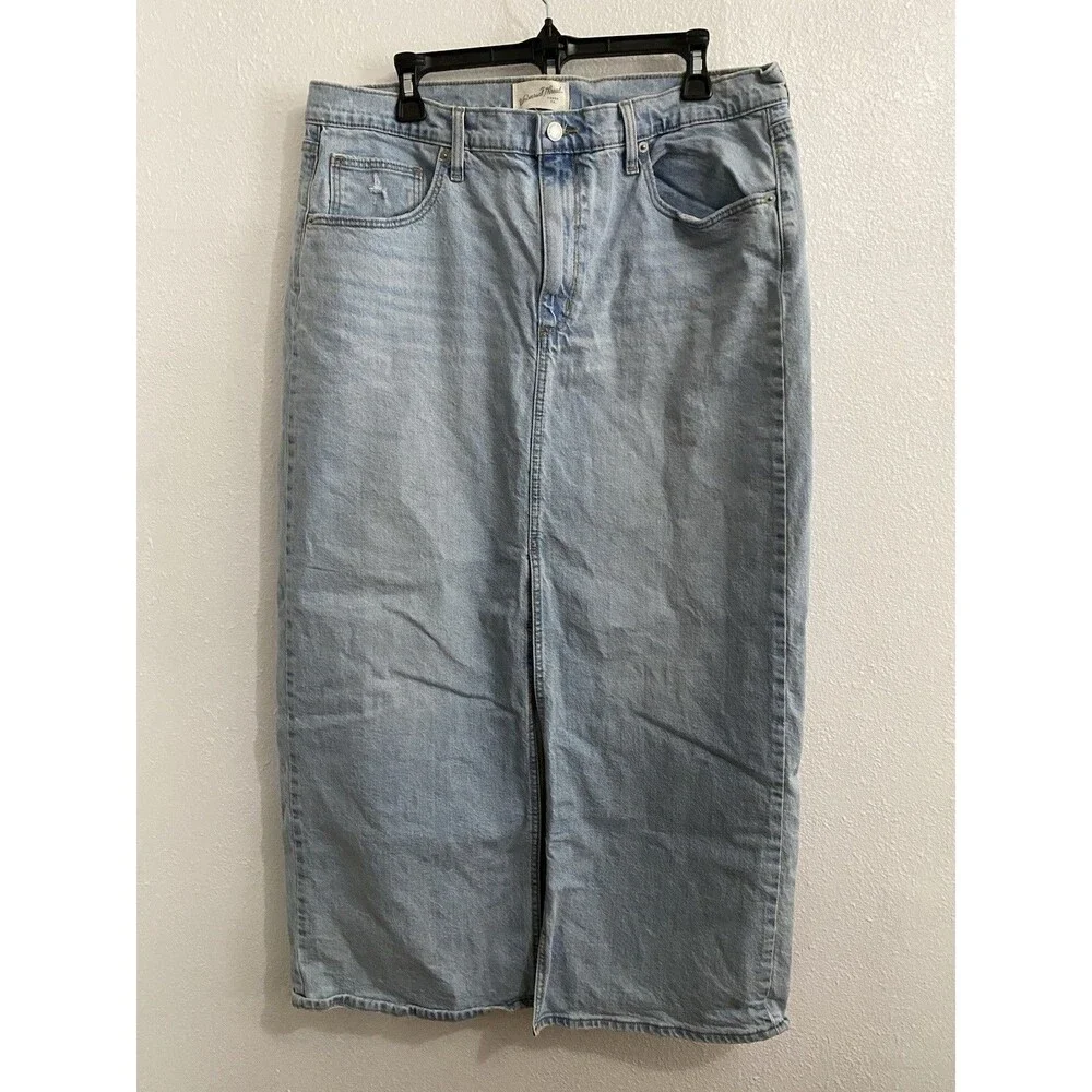 Universal Threads Women’s Long Denim Maxi Skirt 16 Light Blue Jean G46